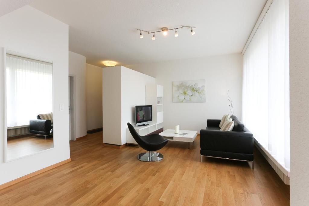 Serviced Apartments Haus 2 Uzwil エクステリア 写真
